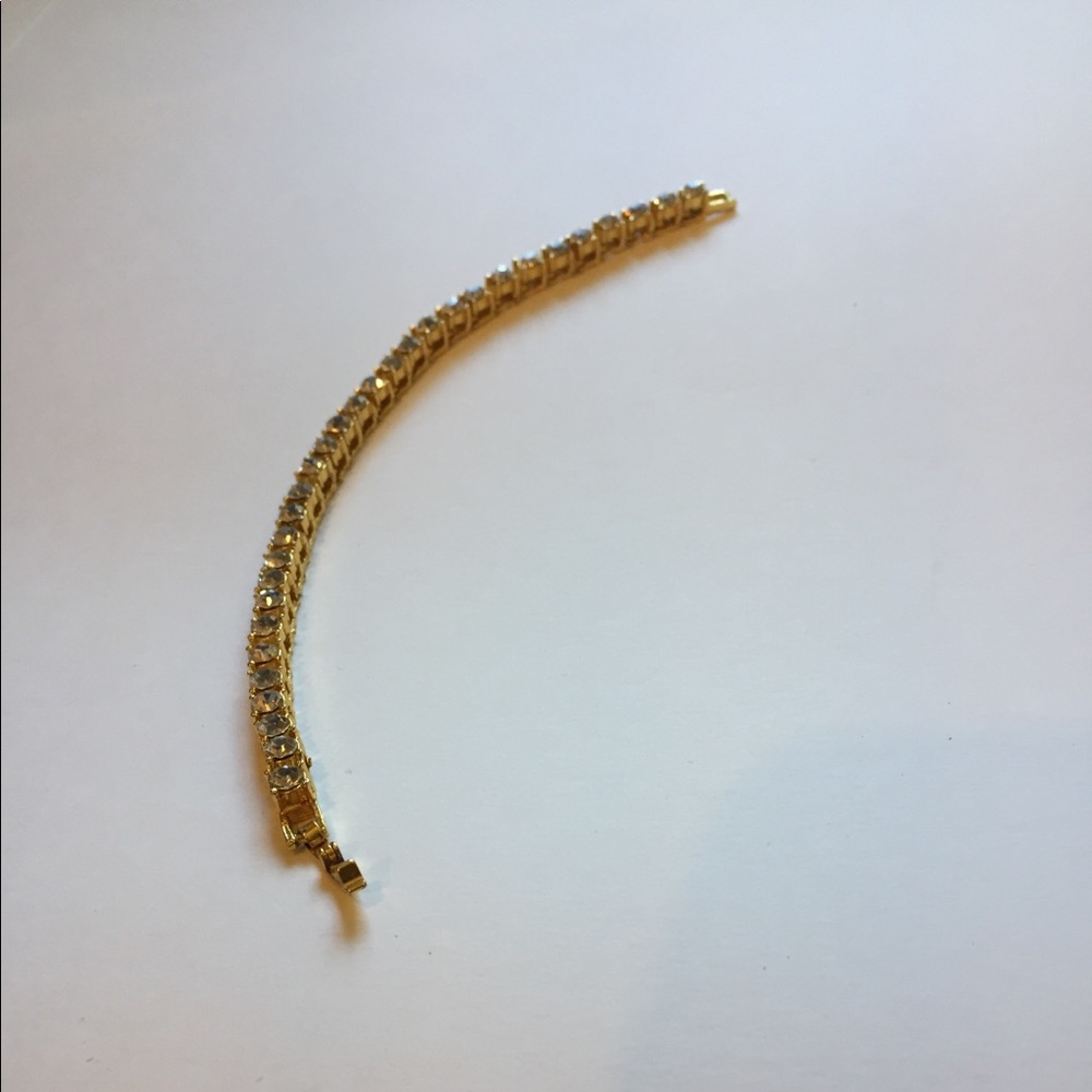 Gold / diamond like bracelet